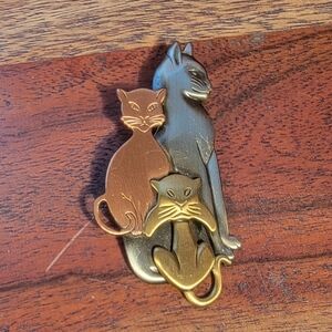 K&T Mixed Metal 3 Cat Brooch, Bronze, Copper And Silvertones